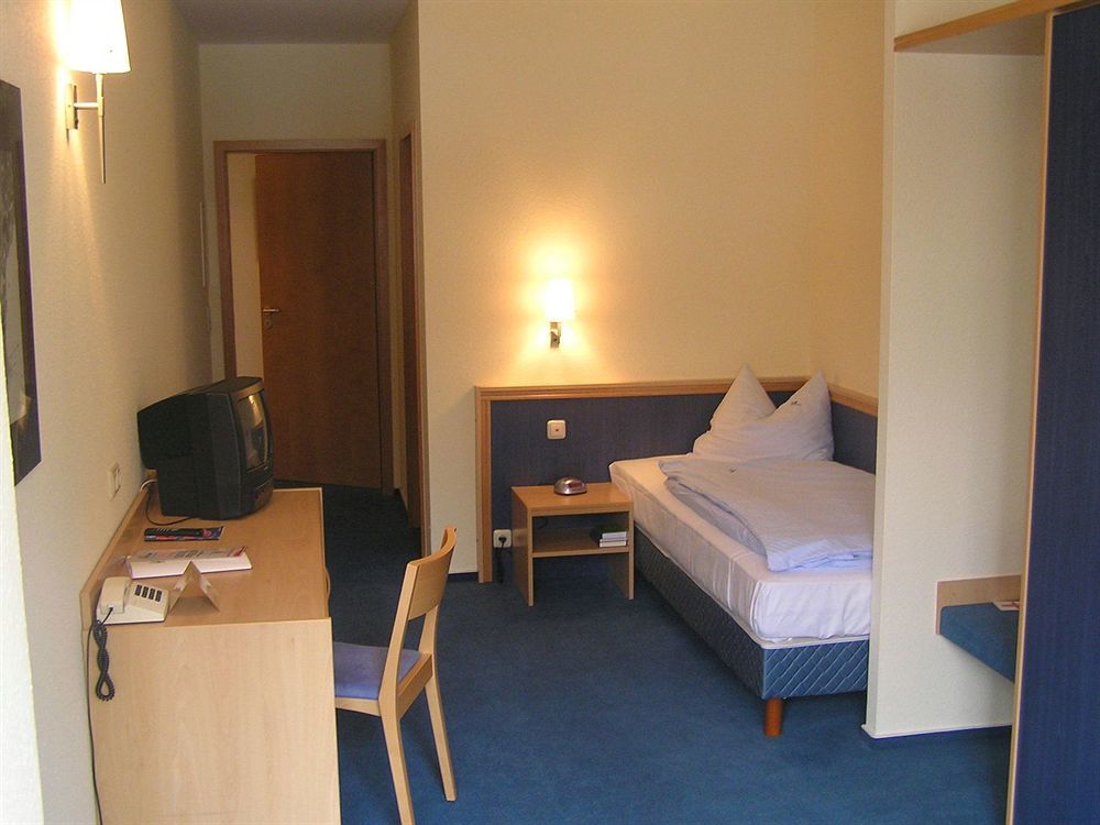 Hotel Haus Chorin Exterior photo