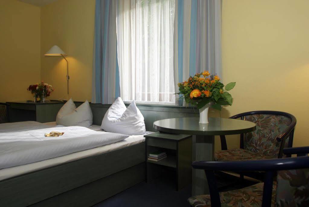Hotel Haus Chorin Exterior photo